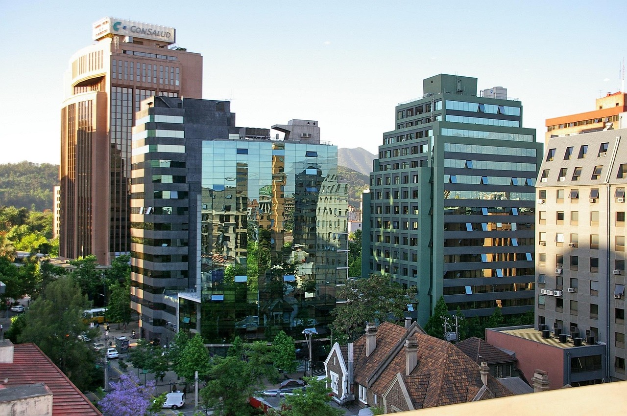 entdecken sie wertvolle tipps fĂŒr investitionen in immobilien, um ihre rendite zu maximieren und fundierte entscheidungen in einem dynamischen markt zu treffen.